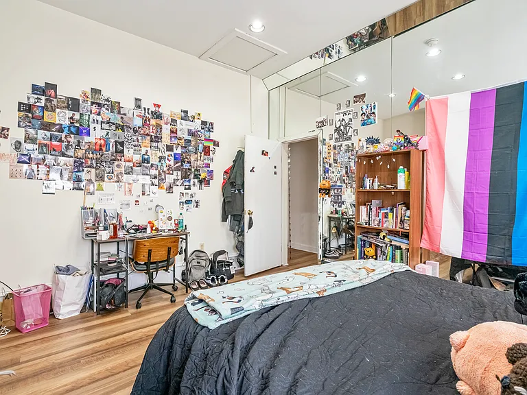 2120 E Carson St — Photo 24