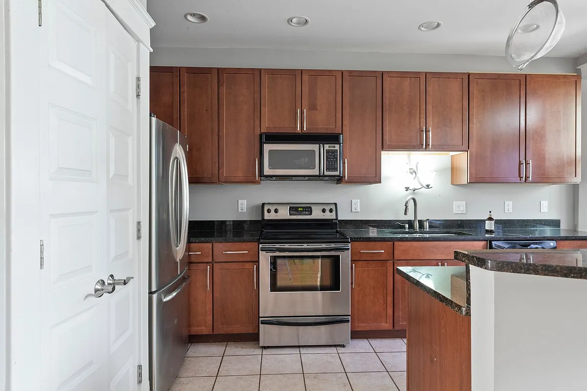 Building Photo - 705 Interdrive LLC