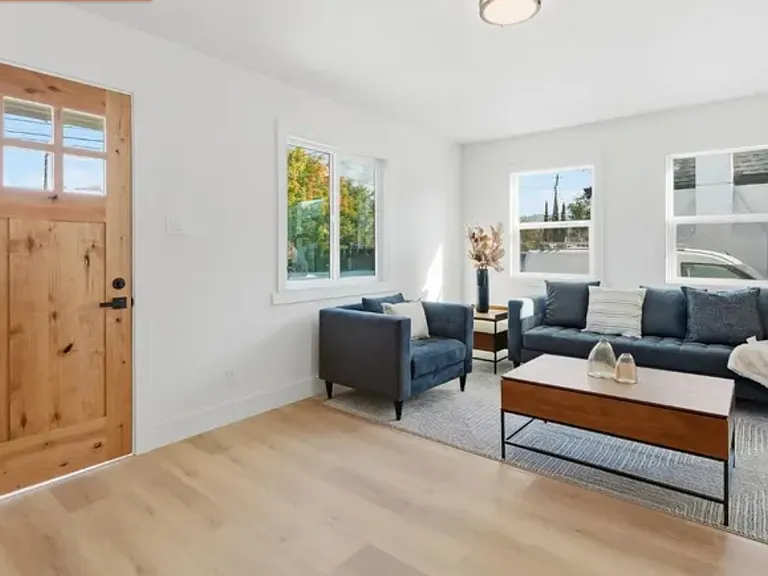 119 Dale Dr — Photo 3