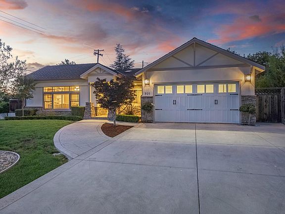 5th image of 301 Belblossom Way
