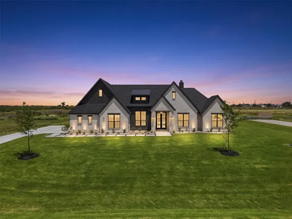 130 Adilynn Trl, Venus, TX 76084