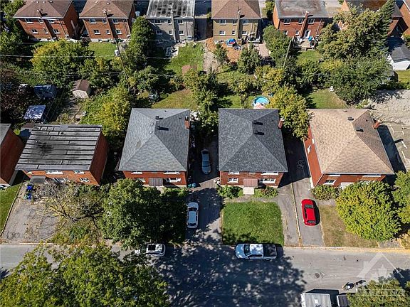 3rd image of 2486 & 2488 Carlsen Ave