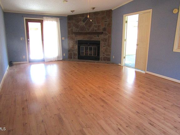 2nd image of 257 Lambe Rd