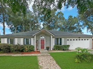 1696 Spring Branch Dr E, Jacksonville, FL 32221