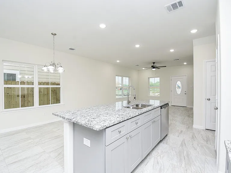 2807 Topiary Ln — Photo 13