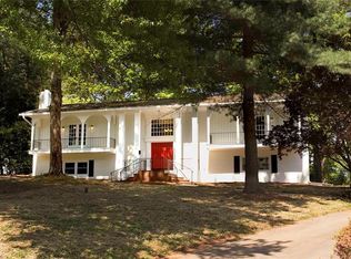 2824 Montclair Rd, Winston Salem, NC 27106