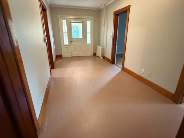 1051-1053 Massachusetts Ave #1053-A, North Adams, MA 01247