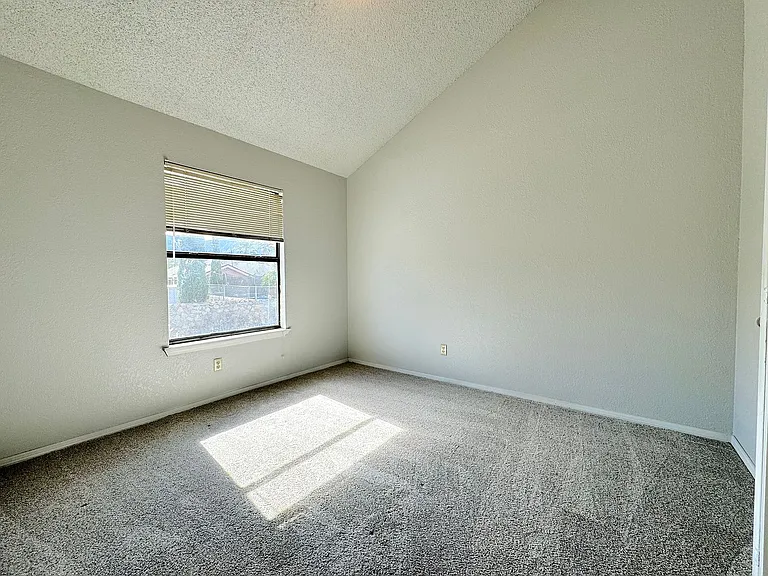 11145 Loma Escondida Dr — Photo 22