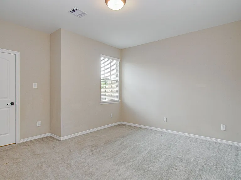 5711 Avon Landing Ln — Photo 35