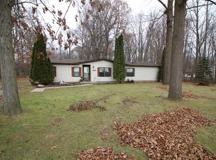 45768 Kozma St, Belleville, MI 48111