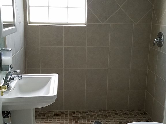 5th image of 2308 Saint Anthony Ave