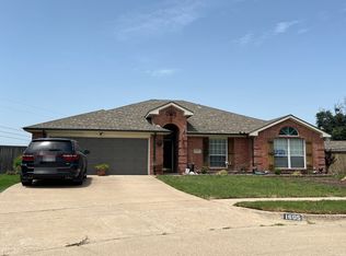 1605 S 3rd St, Midlothian, TX 76065