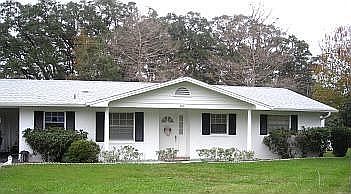 Traditional with curb appeal