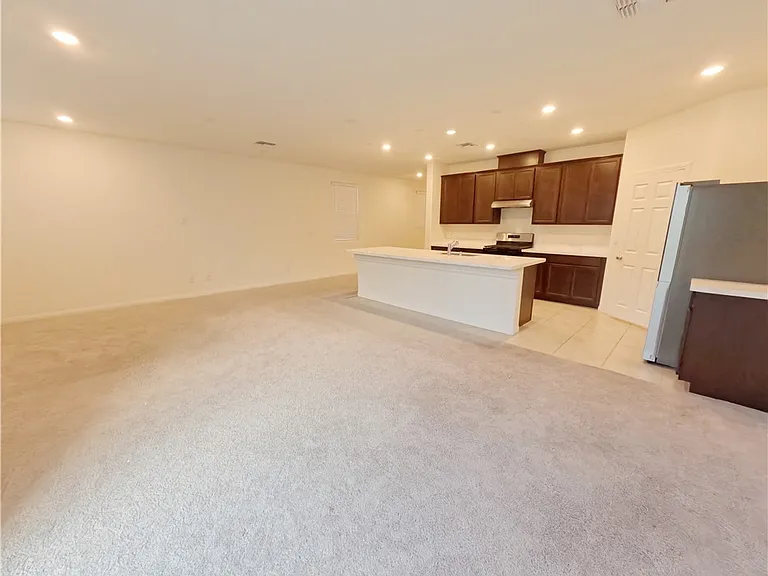 7024 Cottage Vista Ave — Photo 5