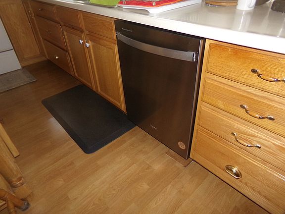 3rd image of 58 Wind River Rd