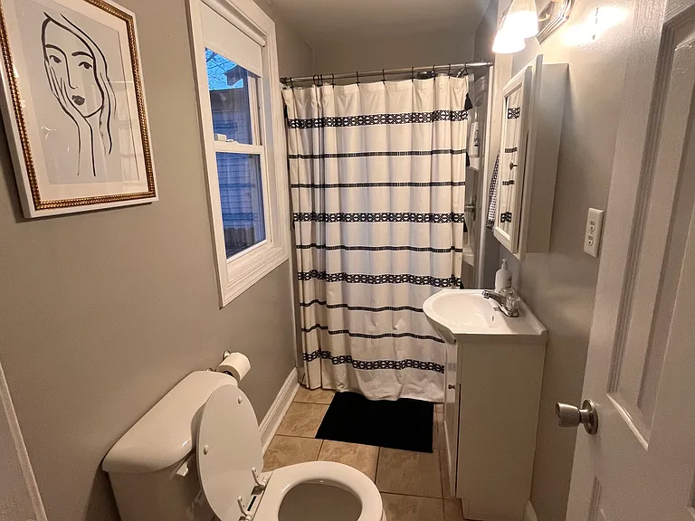 5211 Salem St — Photo 16