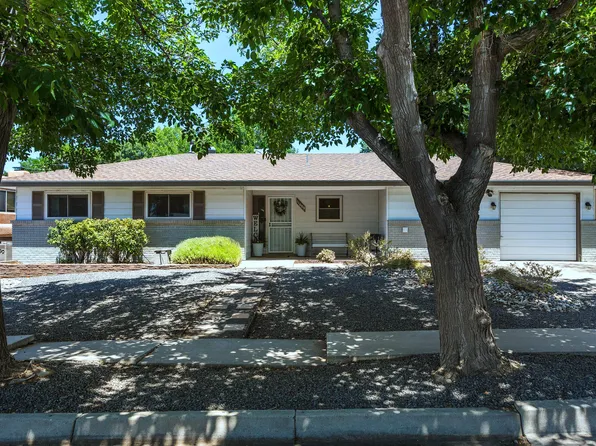 11609 Lexington Ave NE, Albuquerque, NM 87112