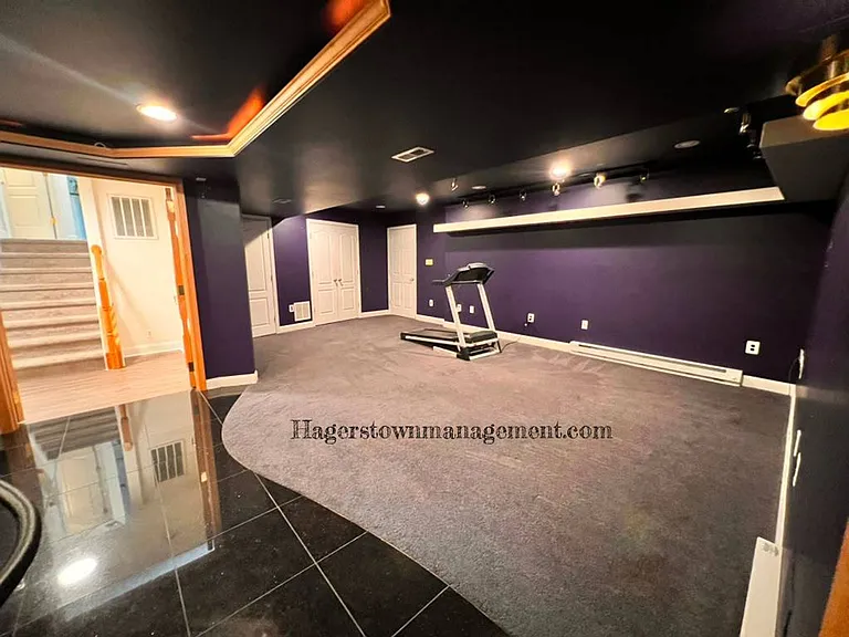 11507 Rolling Green Ct — Photo 38