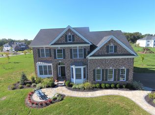43 Weathervane Cir, Cream Ridge, NJ 08514
