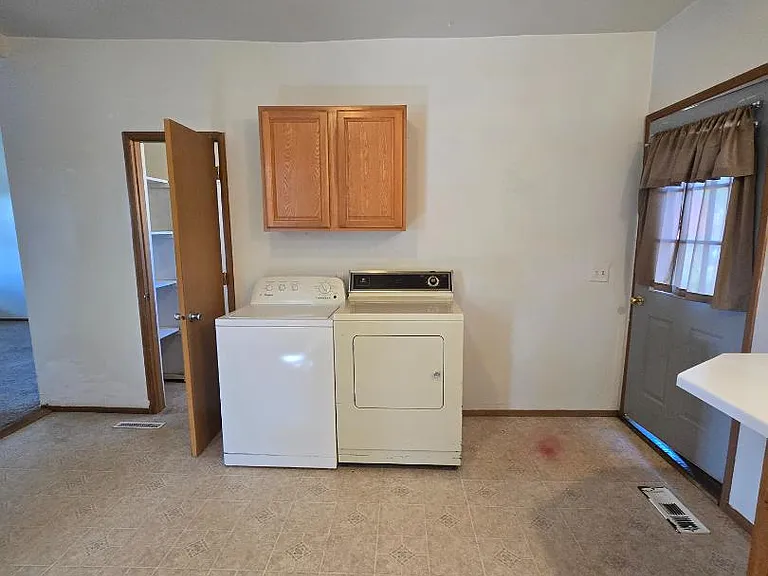 Unit Photo