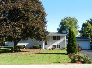 46W584 Locust St, Elburn, IL 60119