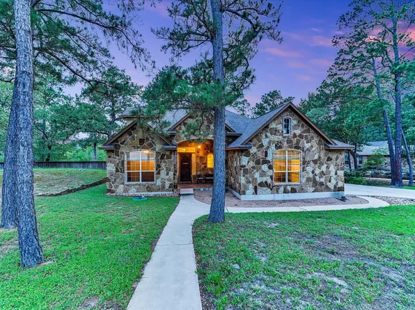 344 Tahitian Dr, Bastrop, TX 78602