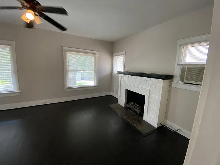512 Branard St #A — Photo 2