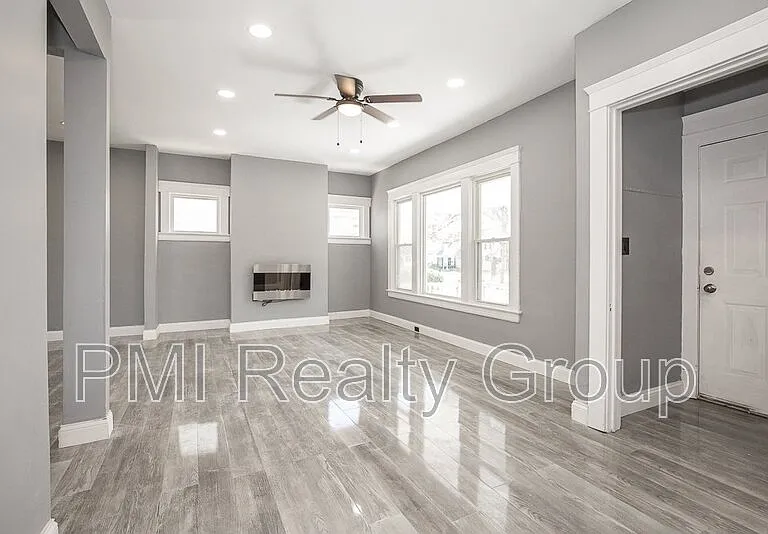 12203 Castlewood Ave — Photo 7