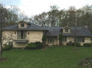 208 Woodridge Ln, Indiana, PA 15701