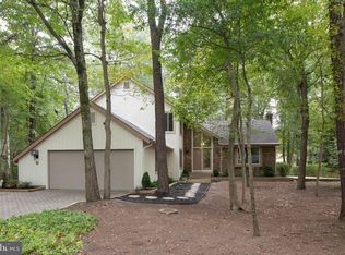 6 Canterbury Ct, Marlton, NJ 08053