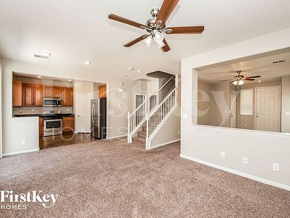 3rd image of 6025 Mazeno Peak St