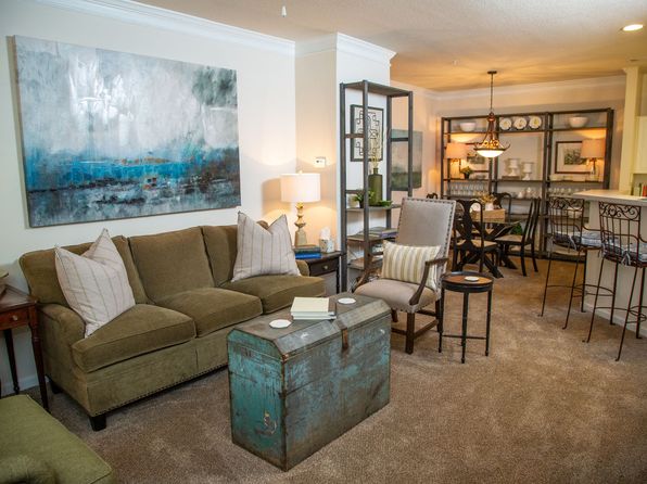 900 Walton Way #6113