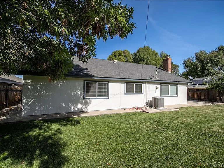 25145 Daisy Ave — Photo 23