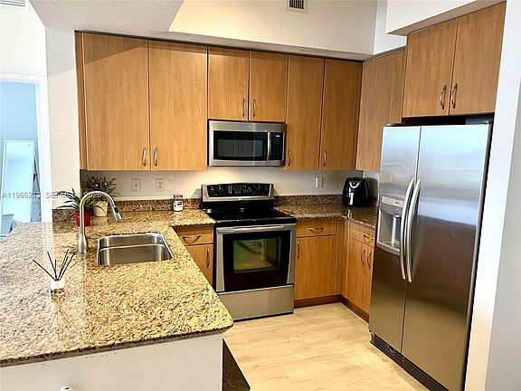 5th image of 1830 Radius Dr APT 1203