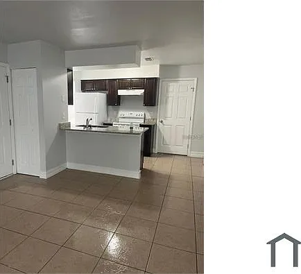 2 bed, 900 sqft, $1,595 — Photo 2
