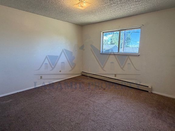 3rd image of 706 Downey St Unit 25