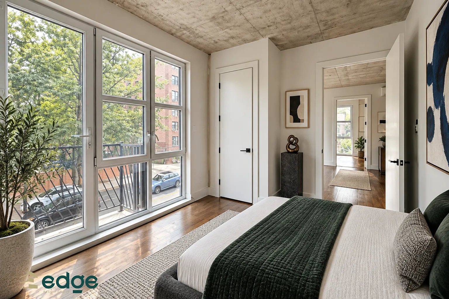 2021 Farragut Road — Photo 4