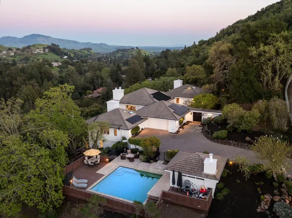 11 Leslyn Ln, Lafayette, CA 94549