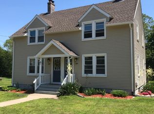 102-104 Bowling Ln, Bradford, RI 02808