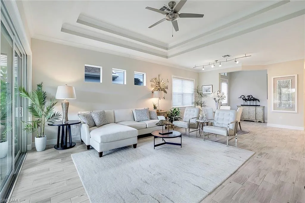2 bed, 2.0 bath, 1565 sqft, $9,500 — Photo 2