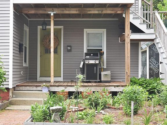 2nd image of 29 E Greenwood St #1