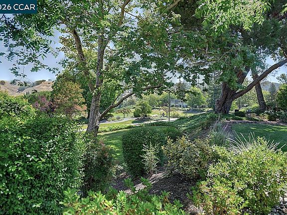 2nd image of 1109 Canyonwood Ct APT 1