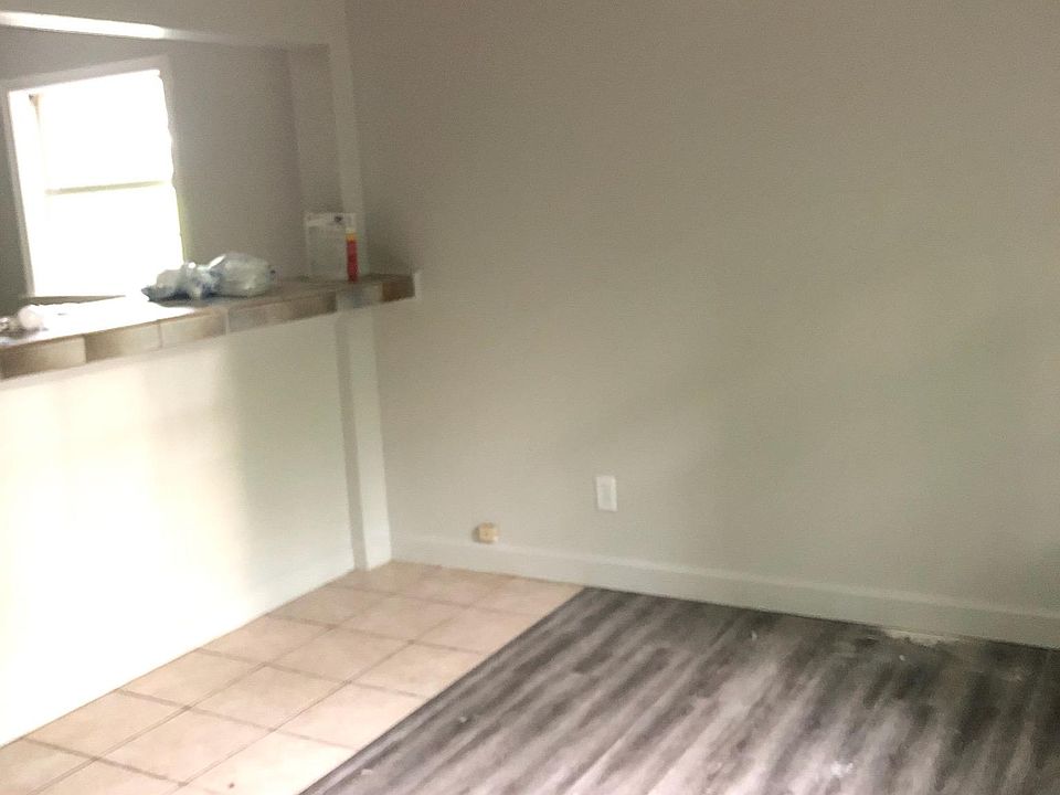 2nd image of 335 S Duncan Ave #4