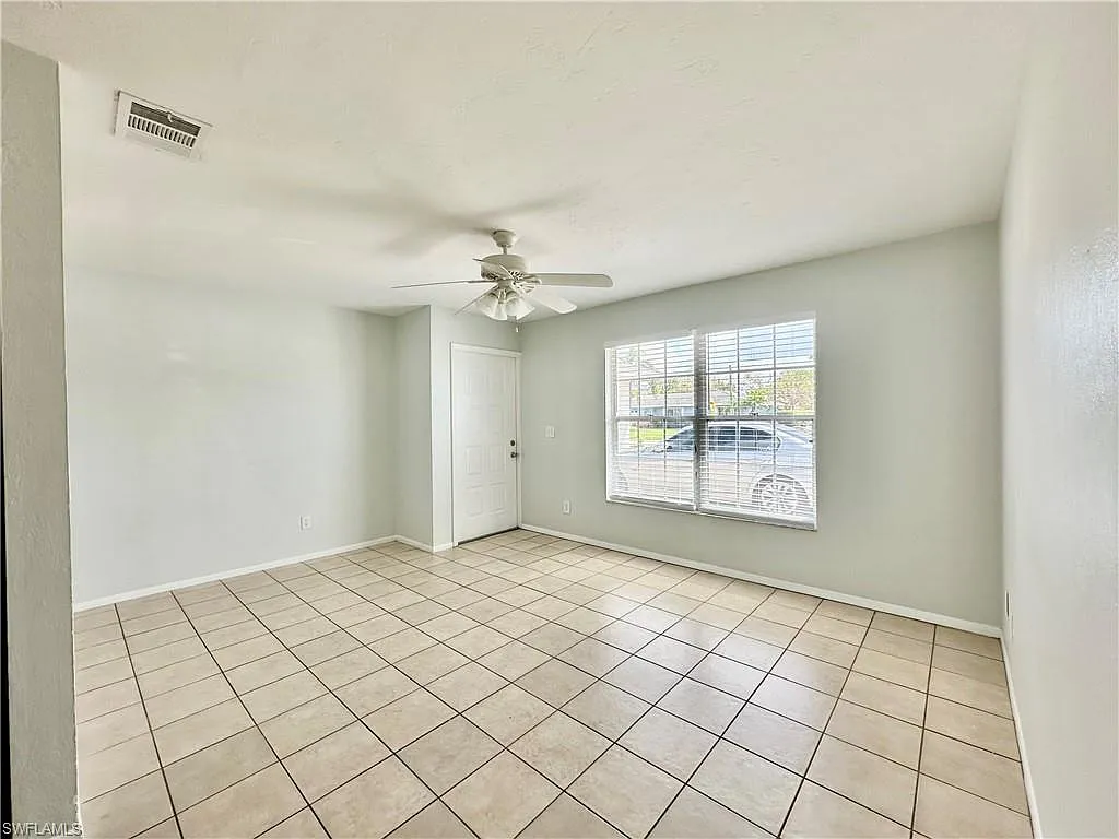 2 bed, 2.0 bath, 840 sqft, $1,595 — Photo 3