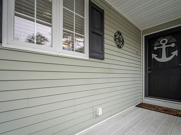 4th image of 3 Lynne Rd