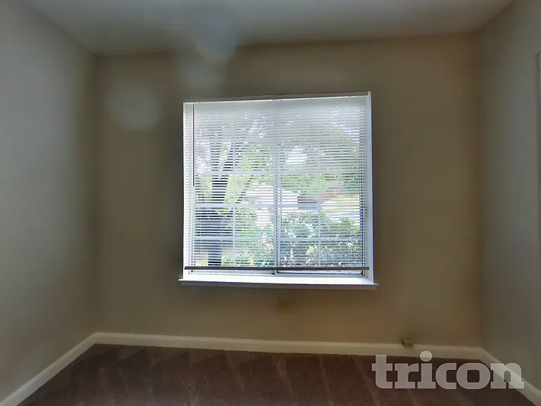 213 Jana Way — Photo 10