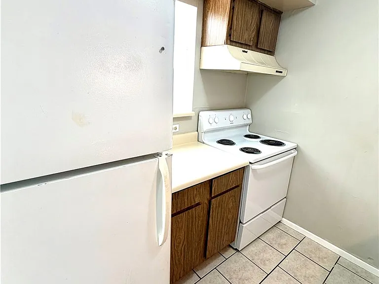 2406 Blanco Dr #D — Photo 5