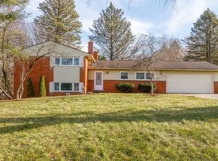 265 Wimpole Dr, Rochester Hills, MI 48309