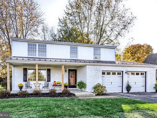 846 Lindsey Rd, Carlisle, PA 17015
