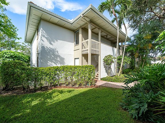 4th image of 19945 Boca West Drive #3142